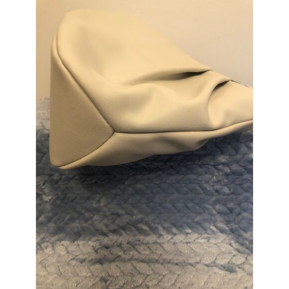 Simply Vera Vera Wang Ganesa Shoulder Bag/Crossbody - Picture 11 of 15